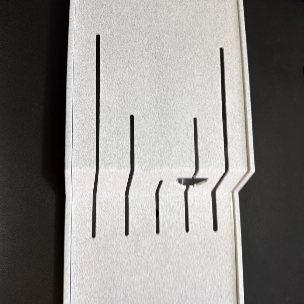 Cutco #1742 Knife Wall Mount White Rack Holder holds 5 Knives